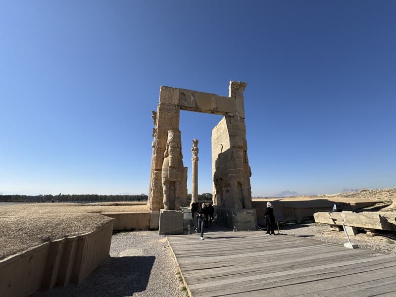 تور تخت جمشید از شیراز